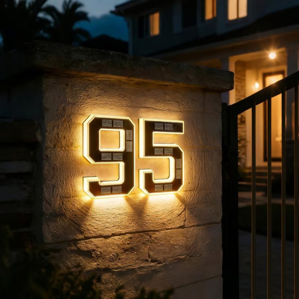 Outdoor Lighting Architectural - 新しいソーラーアドレスサイン LED ハウスナンバーライト防水照明付きドア番号プラーク自動センサー屋外壁用