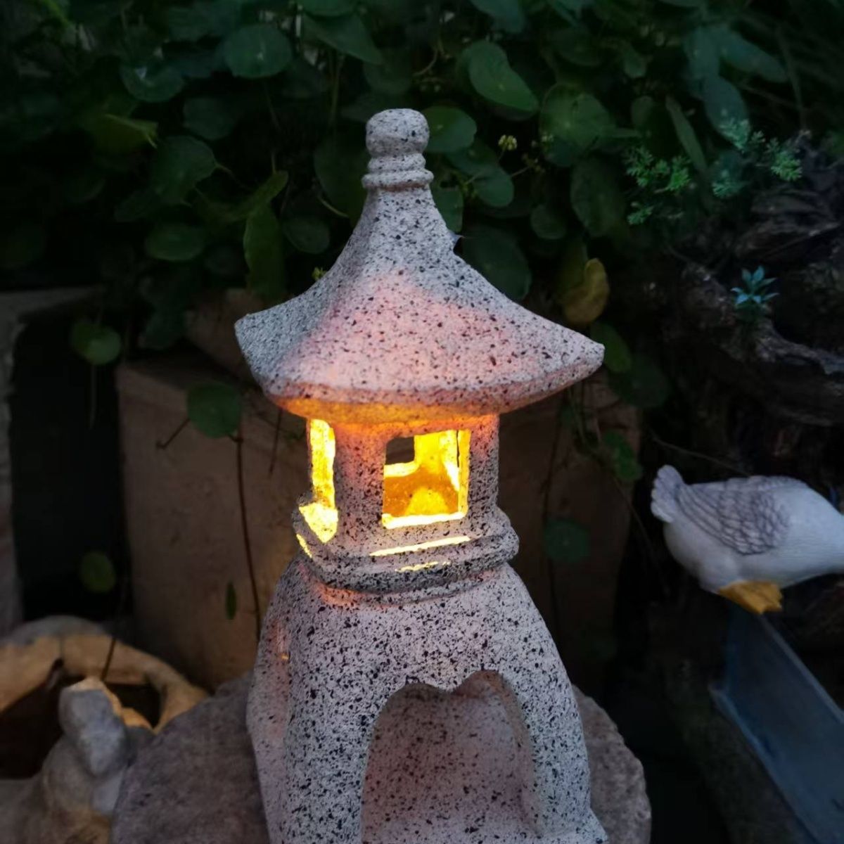 Outdoor Lighting Architectural - パゴダソーラーデコレーションガーデンライトオリエンタルランタン屋外石製日本ランプ禅彫刻芝生像飾り