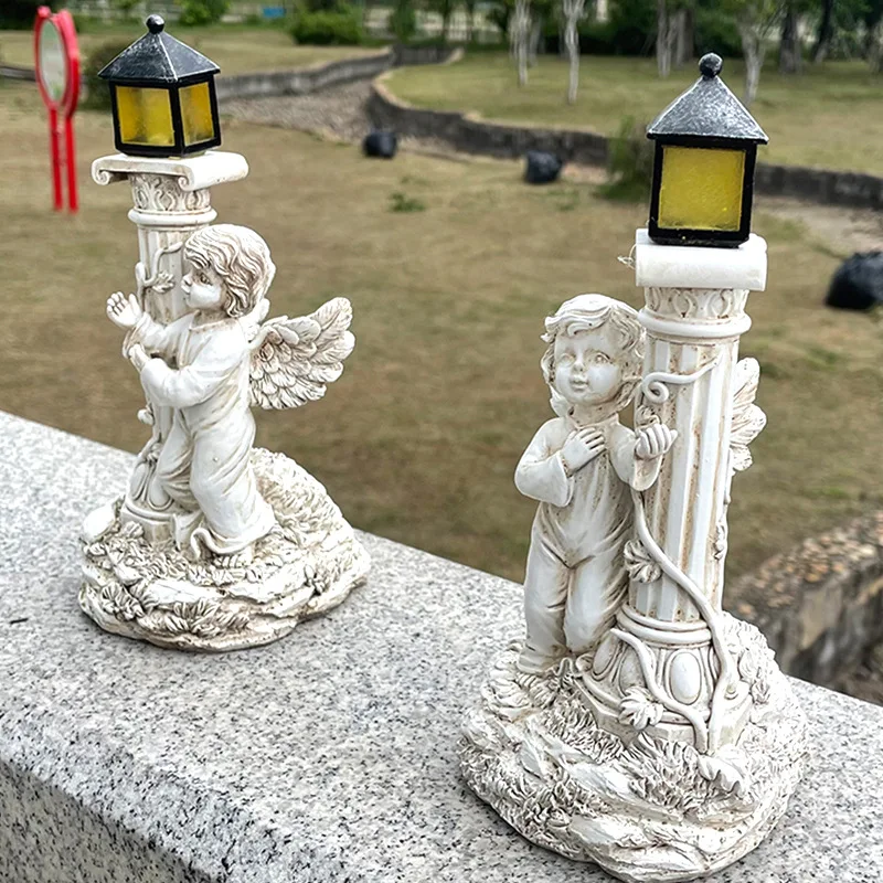 ソーラーライトヨーロッパローマ柱天使の彫刻屋外庭中庭家の装飾 - Outdoor Lighting Architectural のレビューと価格